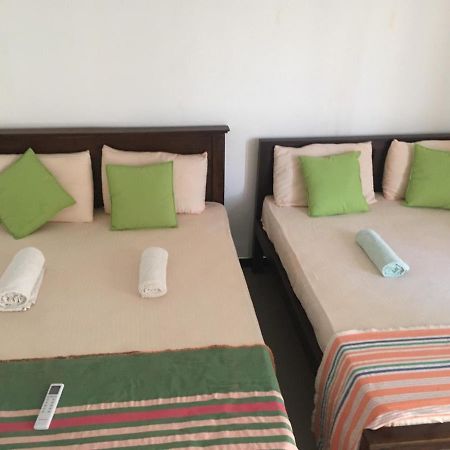 Reshani Guest House Negombo Exterior foto