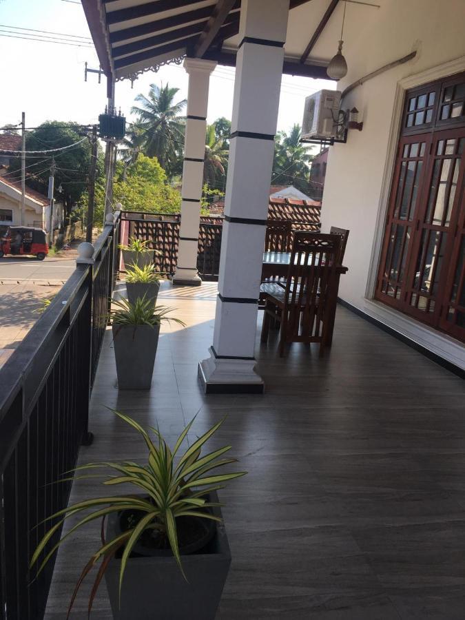 Reshani Guest House Negombo Exterior foto