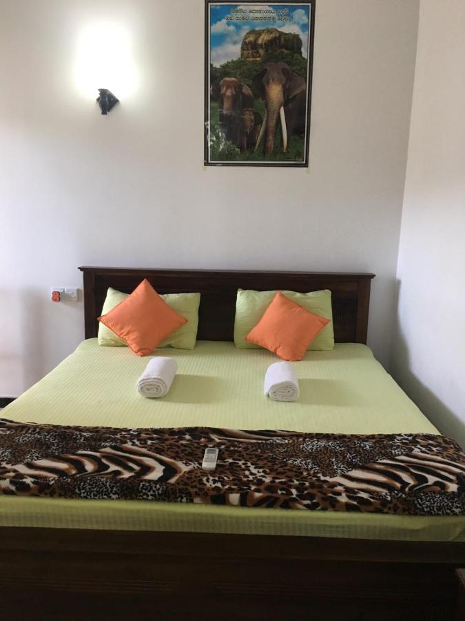 Reshani Guest House Negombo Exterior foto