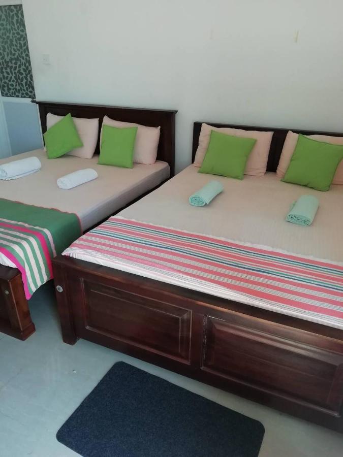 Reshani Guest House Negombo Exterior foto