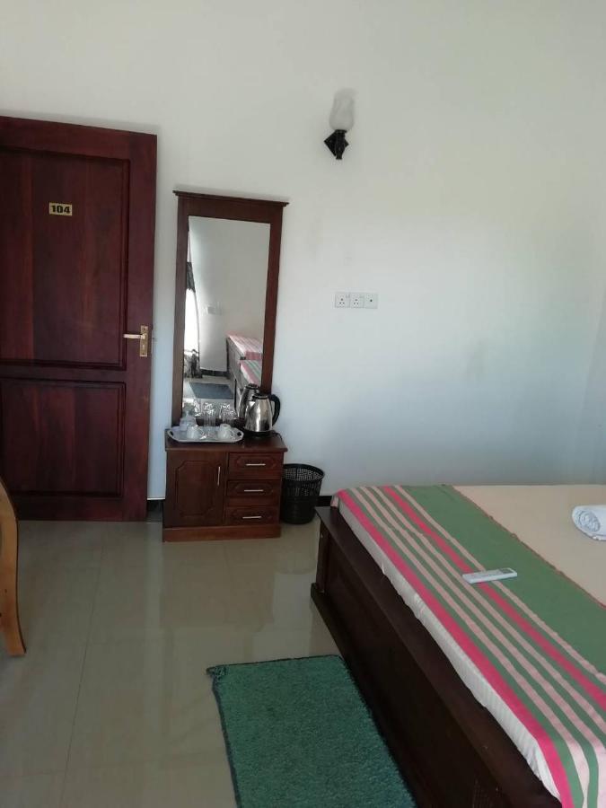 Reshani Guest House Negombo Exterior foto